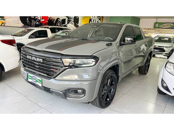 RAM RAMPAGE 2.0 HURRICANE 4 TURBO GASOLINA R/T 4X4 AUTOMÁTICO